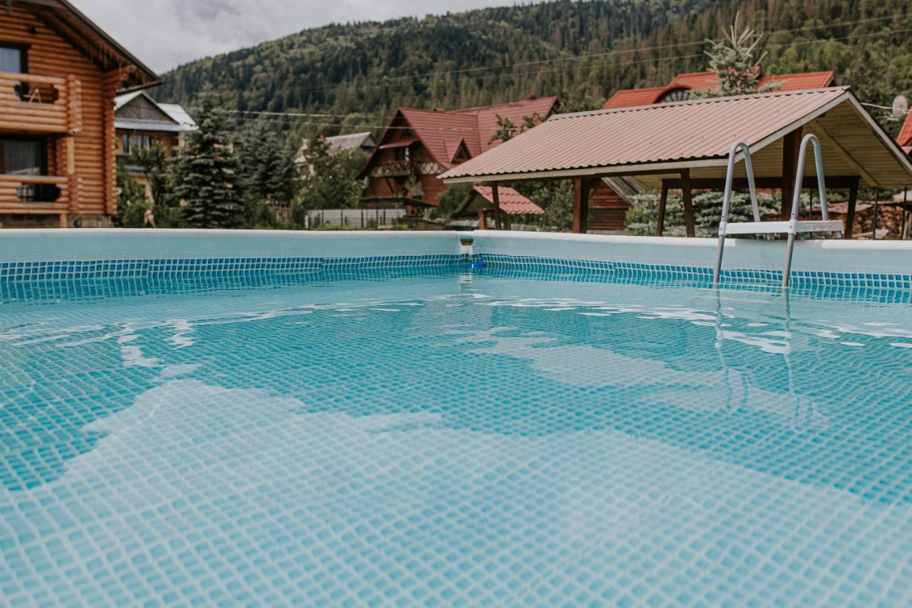 Айворі Хаус Mykulyčyn Exteriér fotografie