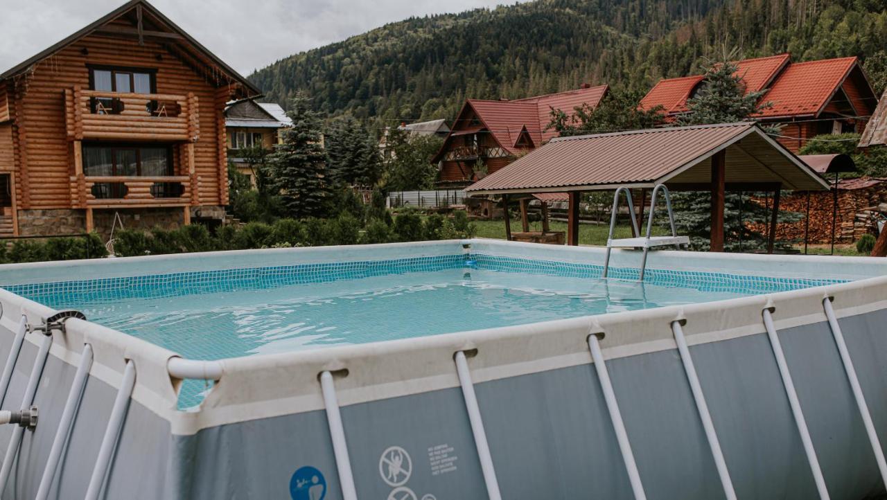 Айворі Хаус Mykulyčyn Exteriér fotografie