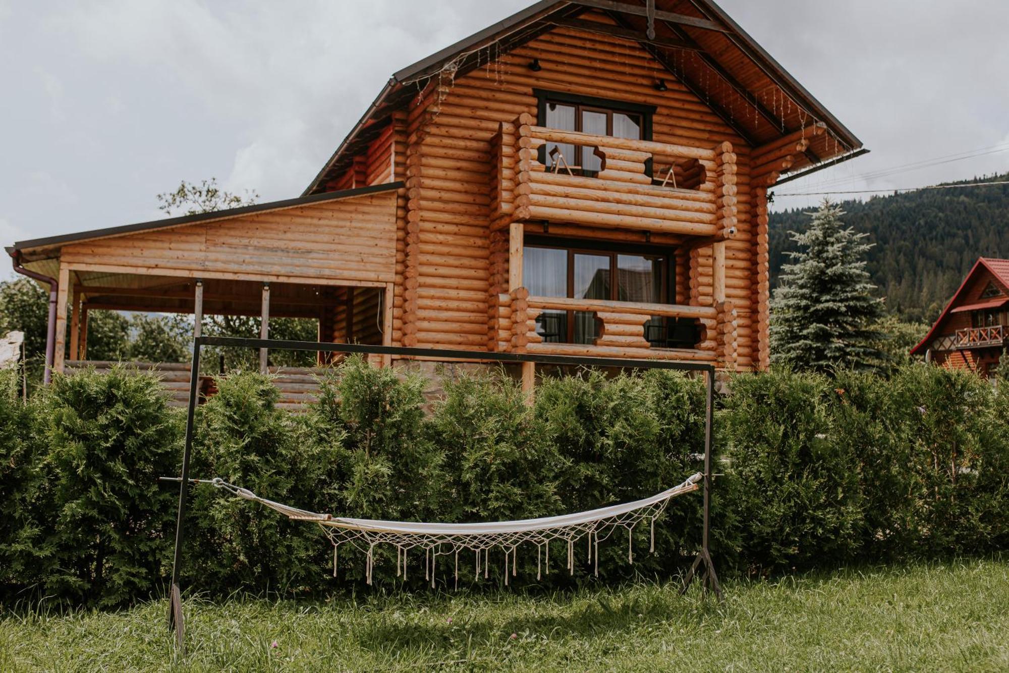 Айворі Хаус Mykulyčyn Exteriér fotografie